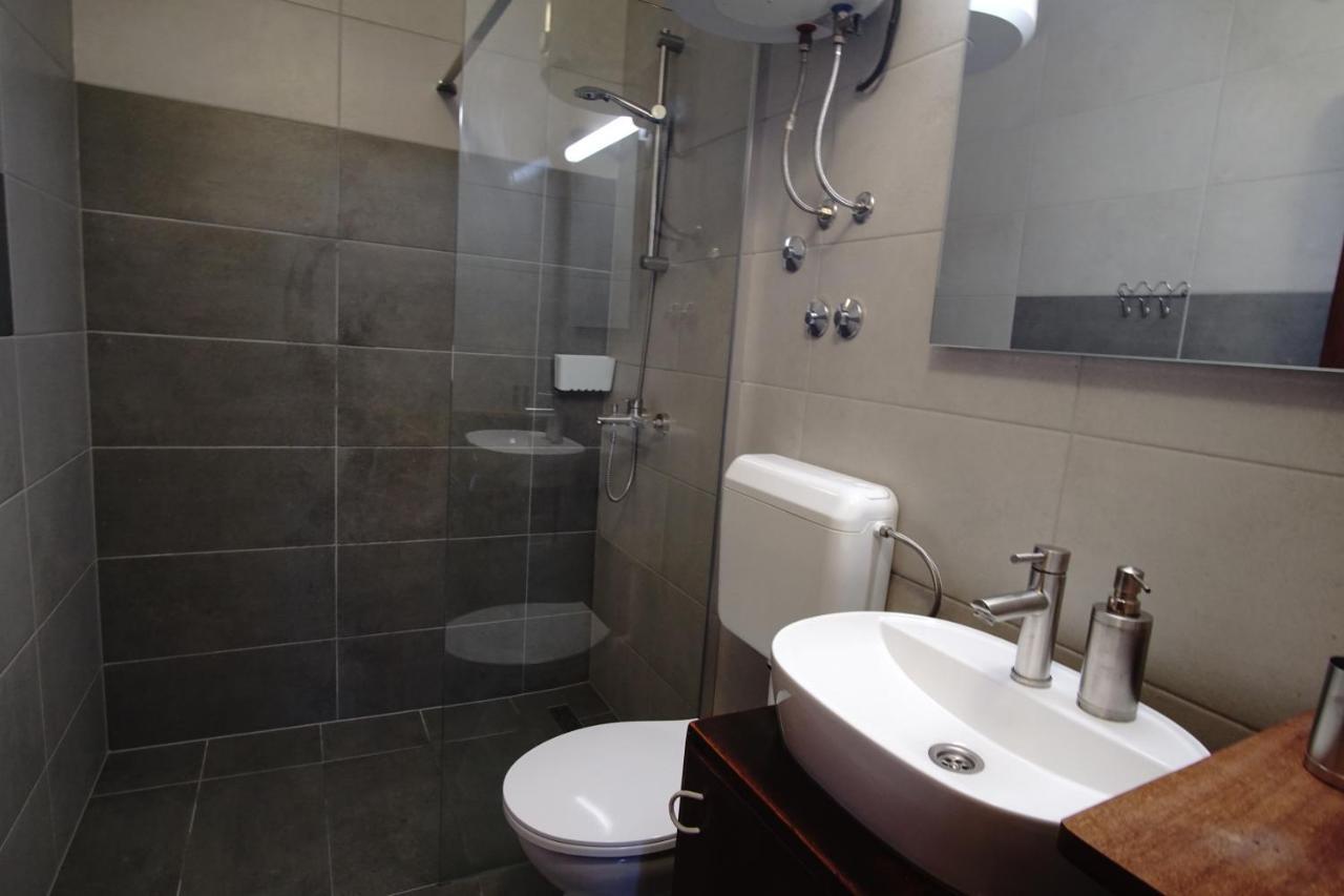 Apartments Podatok 4 Primosten Exterior photo